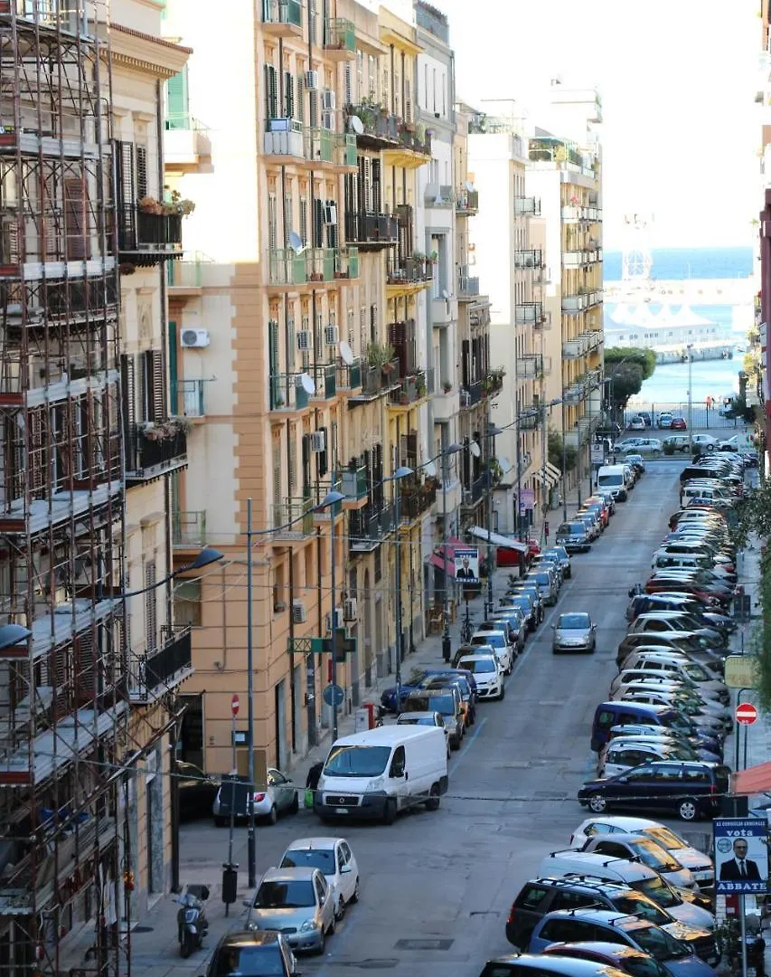 Zammu Hotel Palermo 3*,